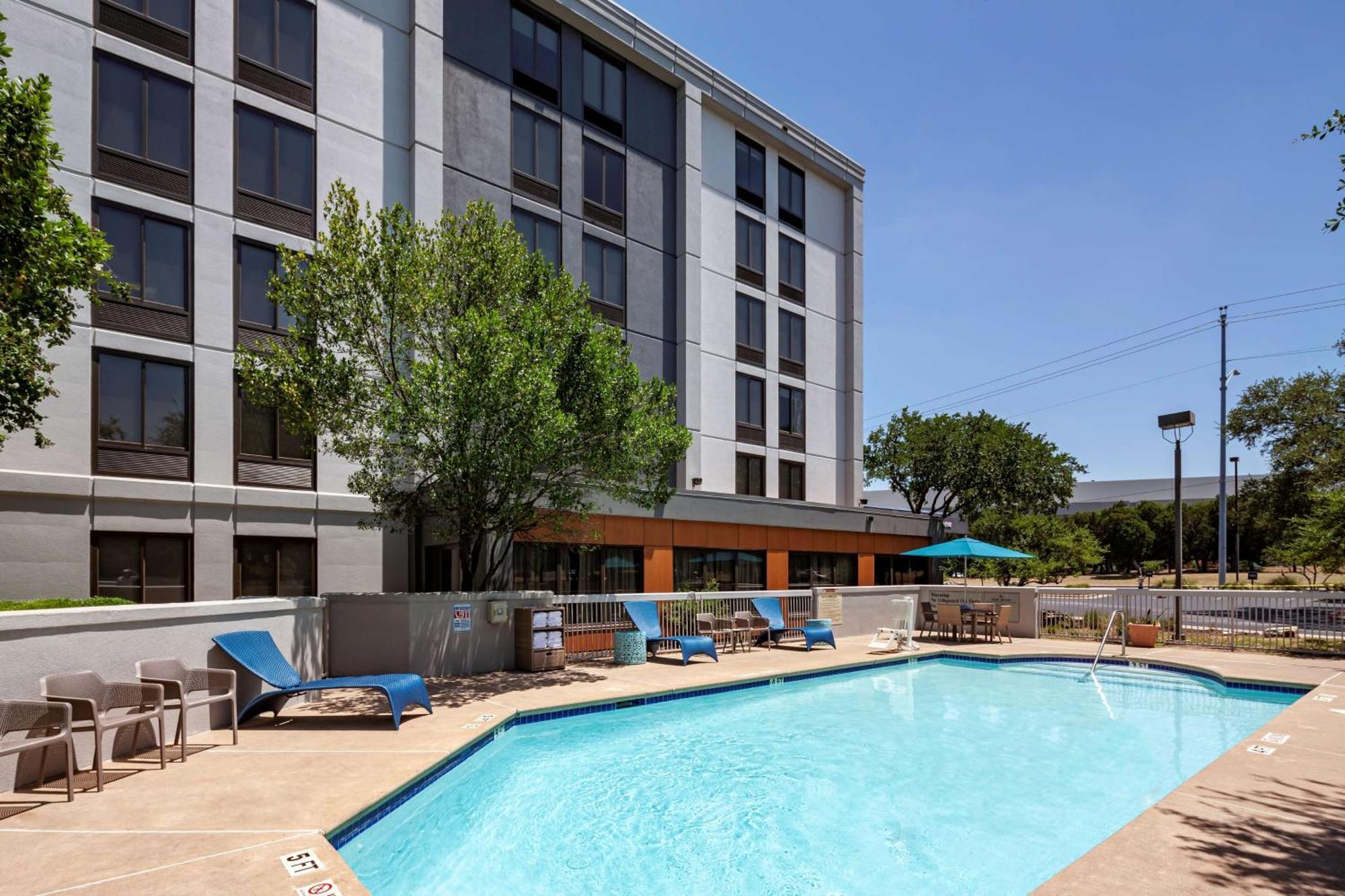 Hampton Inn Austin Nw Near The Domain Zewnętrze zdjęcie